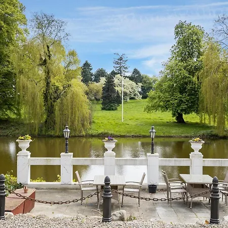 Дом отдыха Cozy In With Wifi